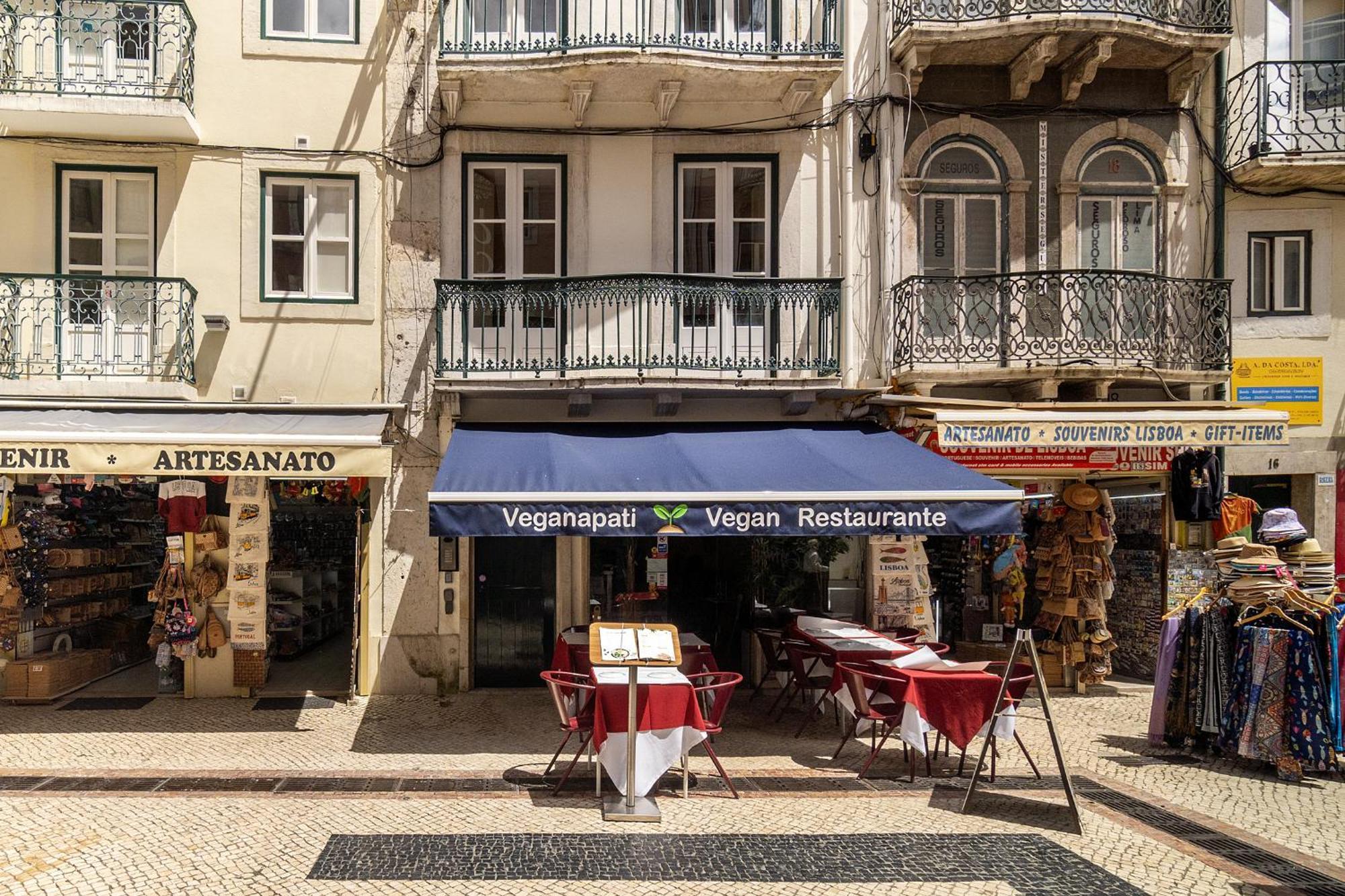 Whome Lisbon's Heartbeat Your Premier Address For Explorers Vakantiehuis